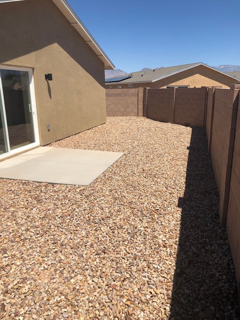 Tucson Apartment: 8315 E Golf Links