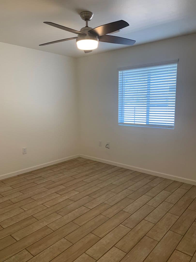 Tucson Apartment: 8315 E Golf Links
