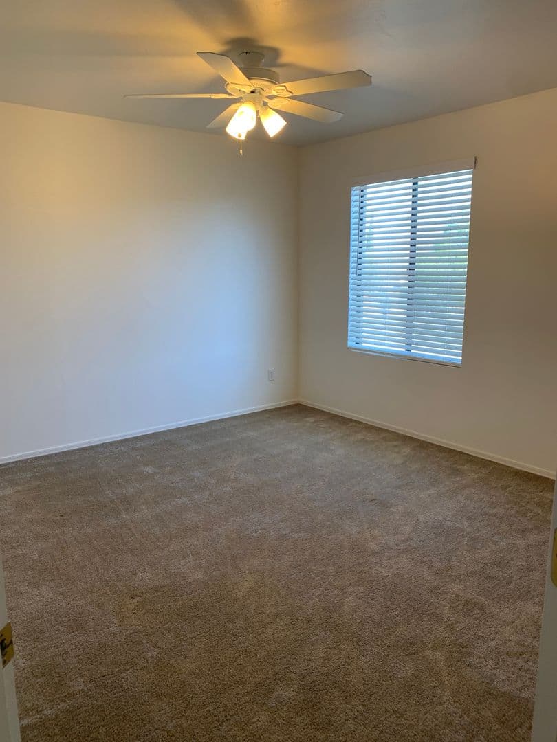 Tucson Apartment: 9111 E Broadway