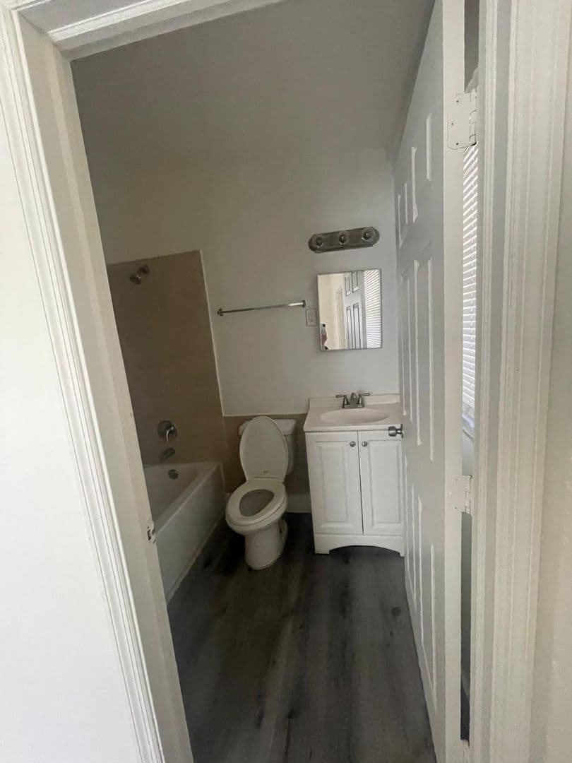 Boynton Beach Apartment: 320 NE 13th Ave
