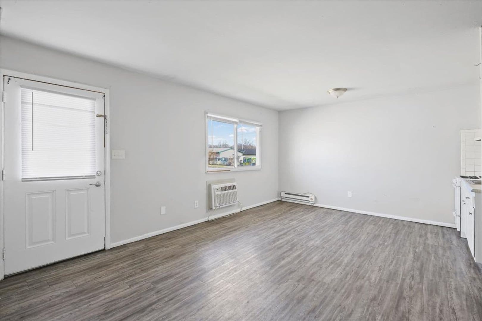 Normal Apartment: 1208 Major