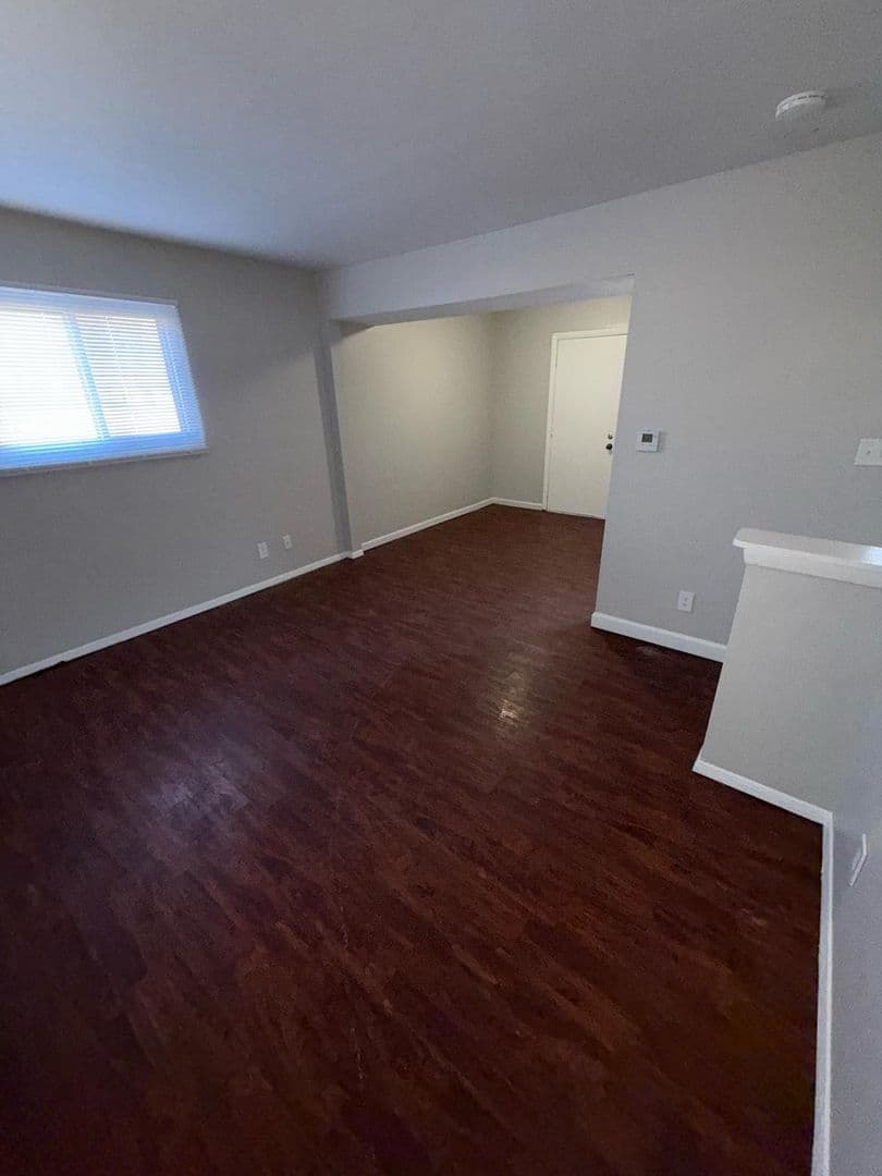 Normal Apartment: 901 Market