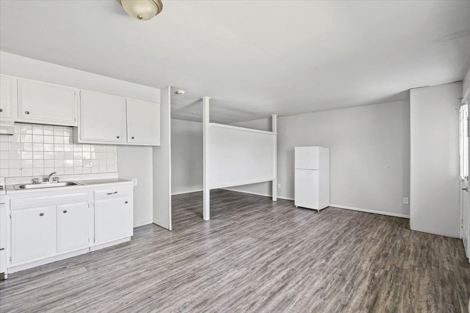 Normal Apartment: 1208 Major