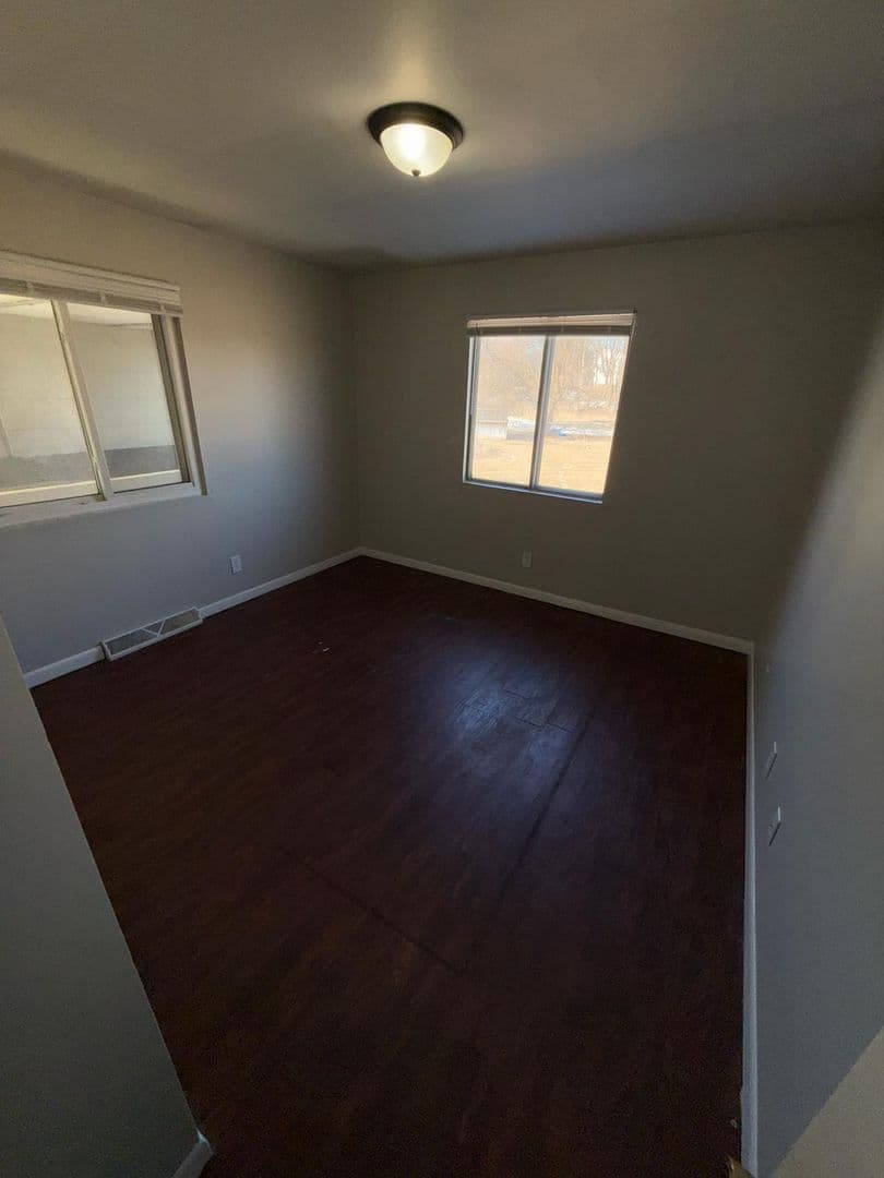 Normal Apartment: 901 Market