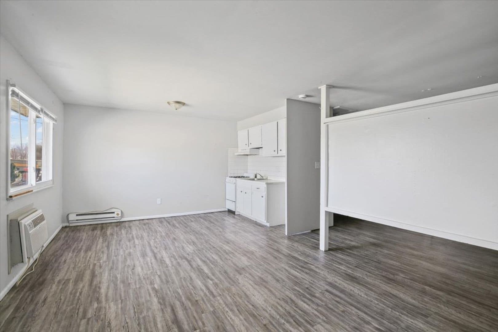 Normal Apartment: 1210 Major