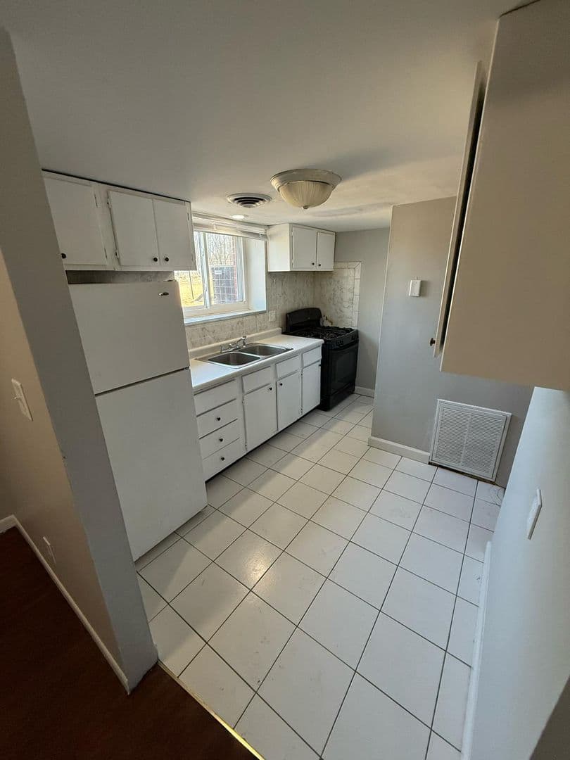 Normal Apartment: 901 Market