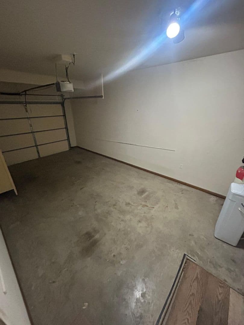 Chenoa House: 31453 Burt Ct.