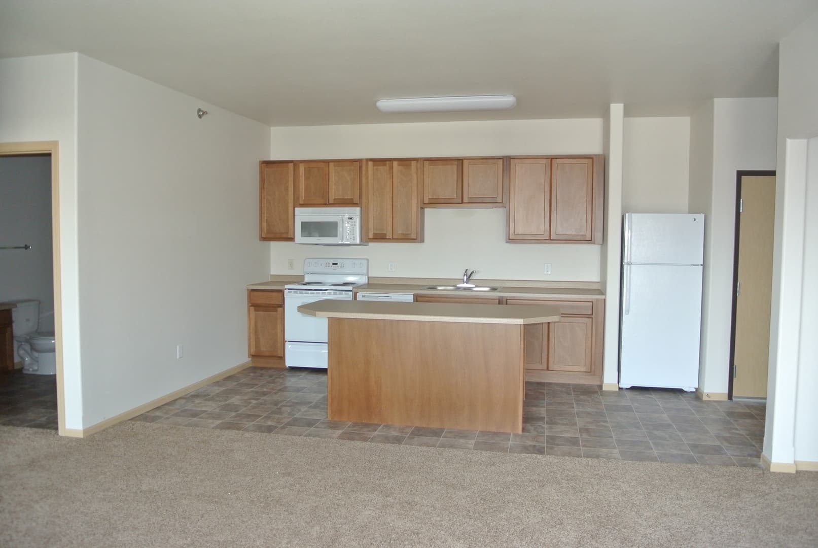 Fargo Apartment: 1900 Dakota Dr.