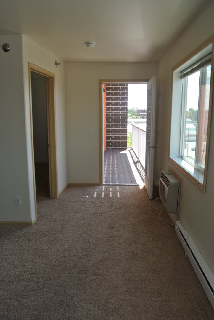 Fargo Apartment: 21 8th St N
