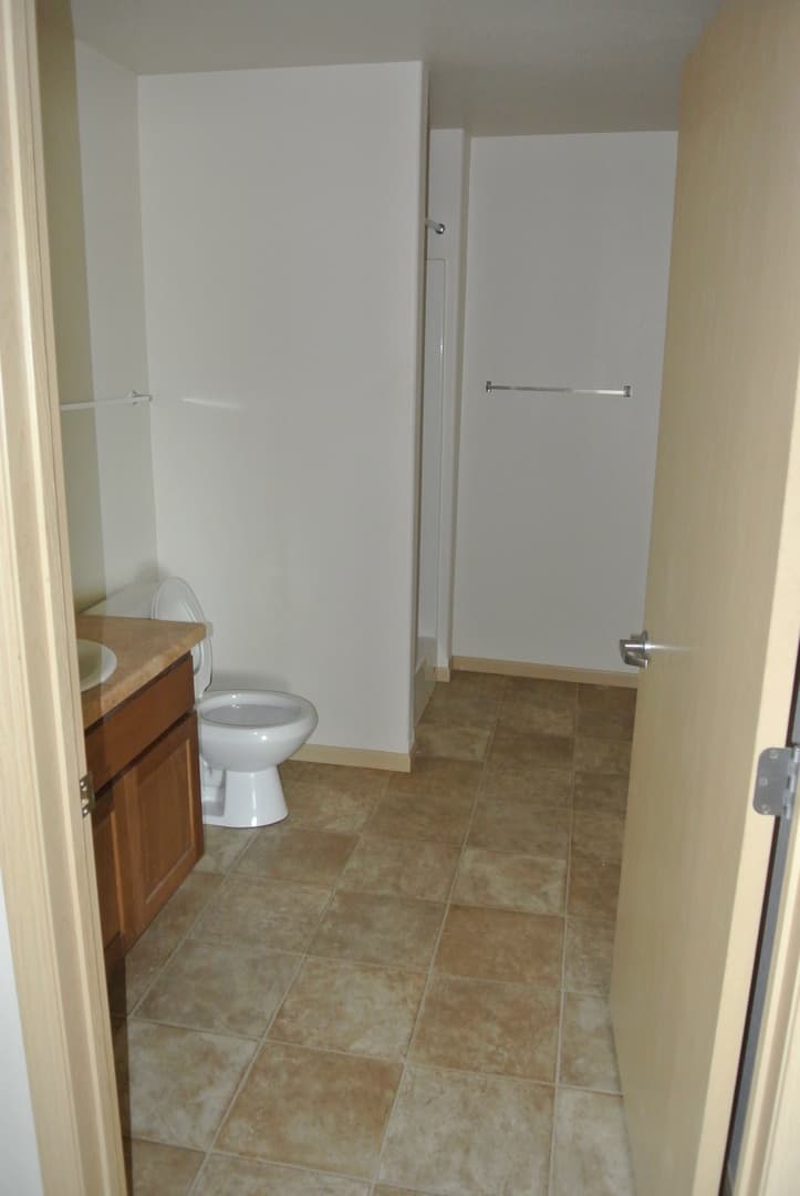 Fargo Apartment: 21 8th St N