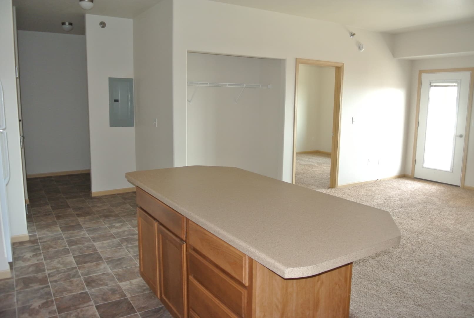 Fargo Apartment: 1900 Dakota Dr.