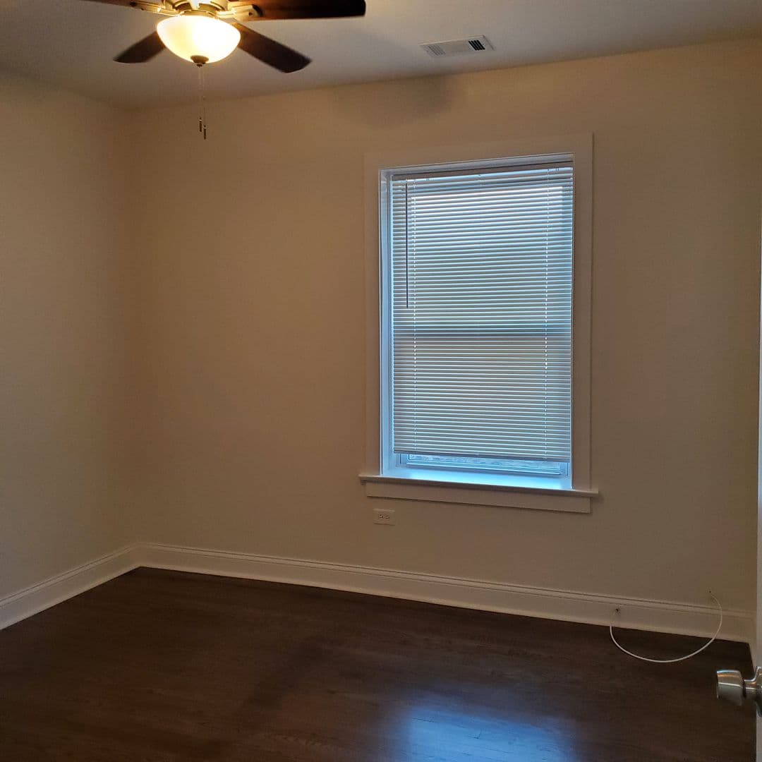 Chicago Apartment: 5027 W. Washington
