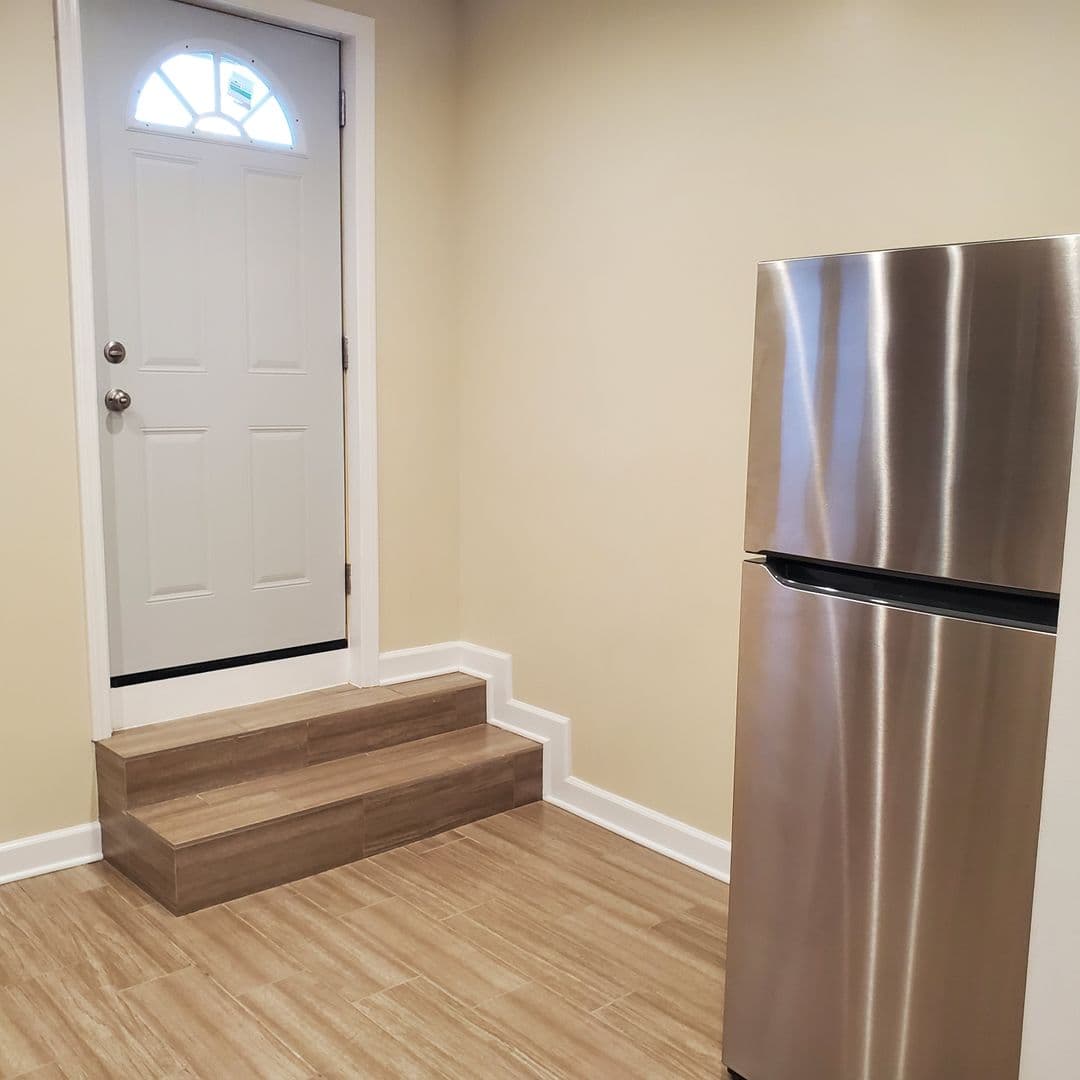 Park Ridge Apartment: 7-11 S. Chester Ave