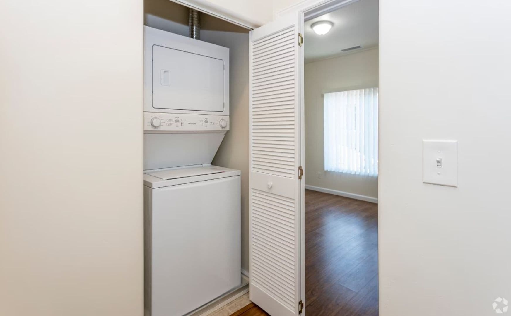 La Mesa Apartment: 4880 Maple Avenue