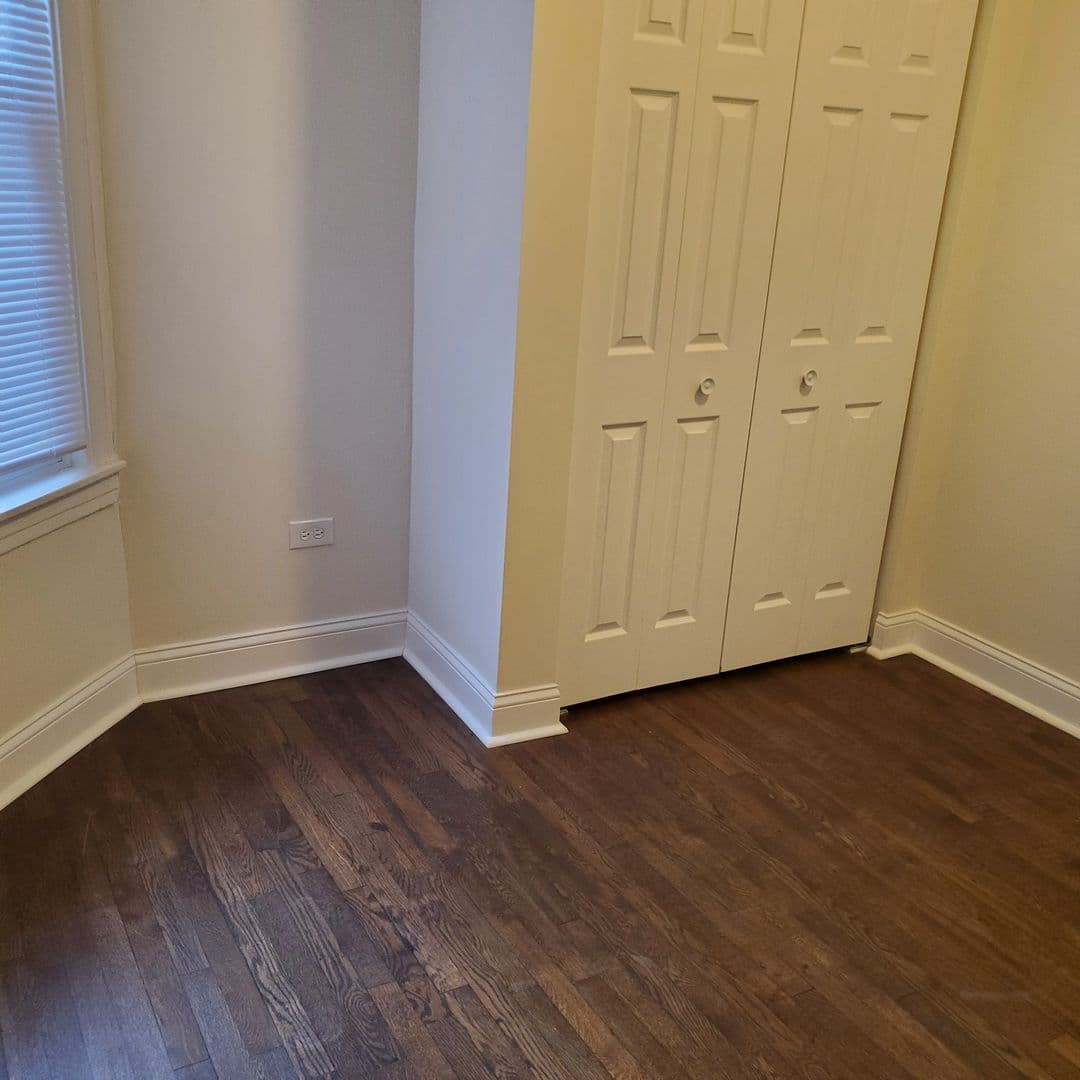 Chicago Apartment: 1007 N. Lavergne Ave