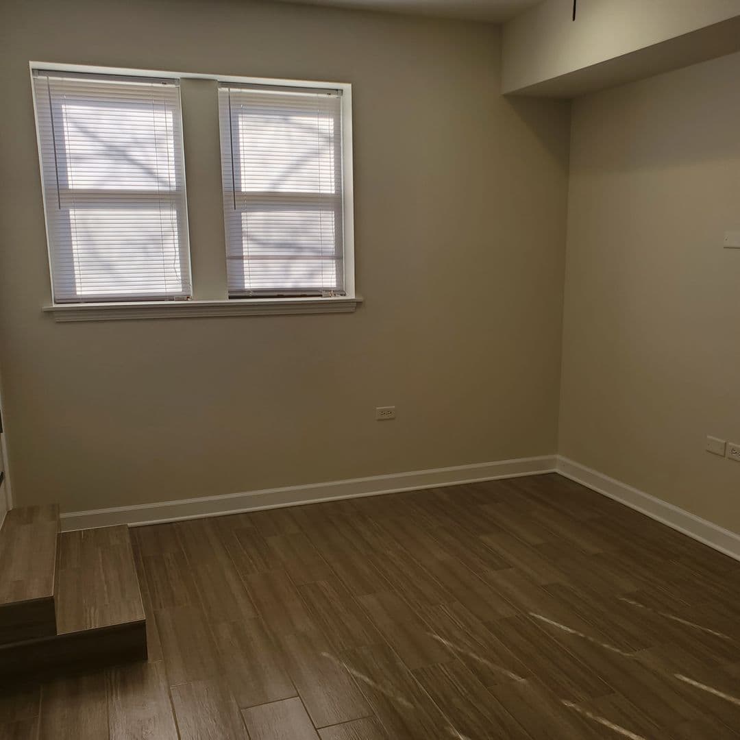 Park Ridge Apartment: 7-11 S. Chester Ave