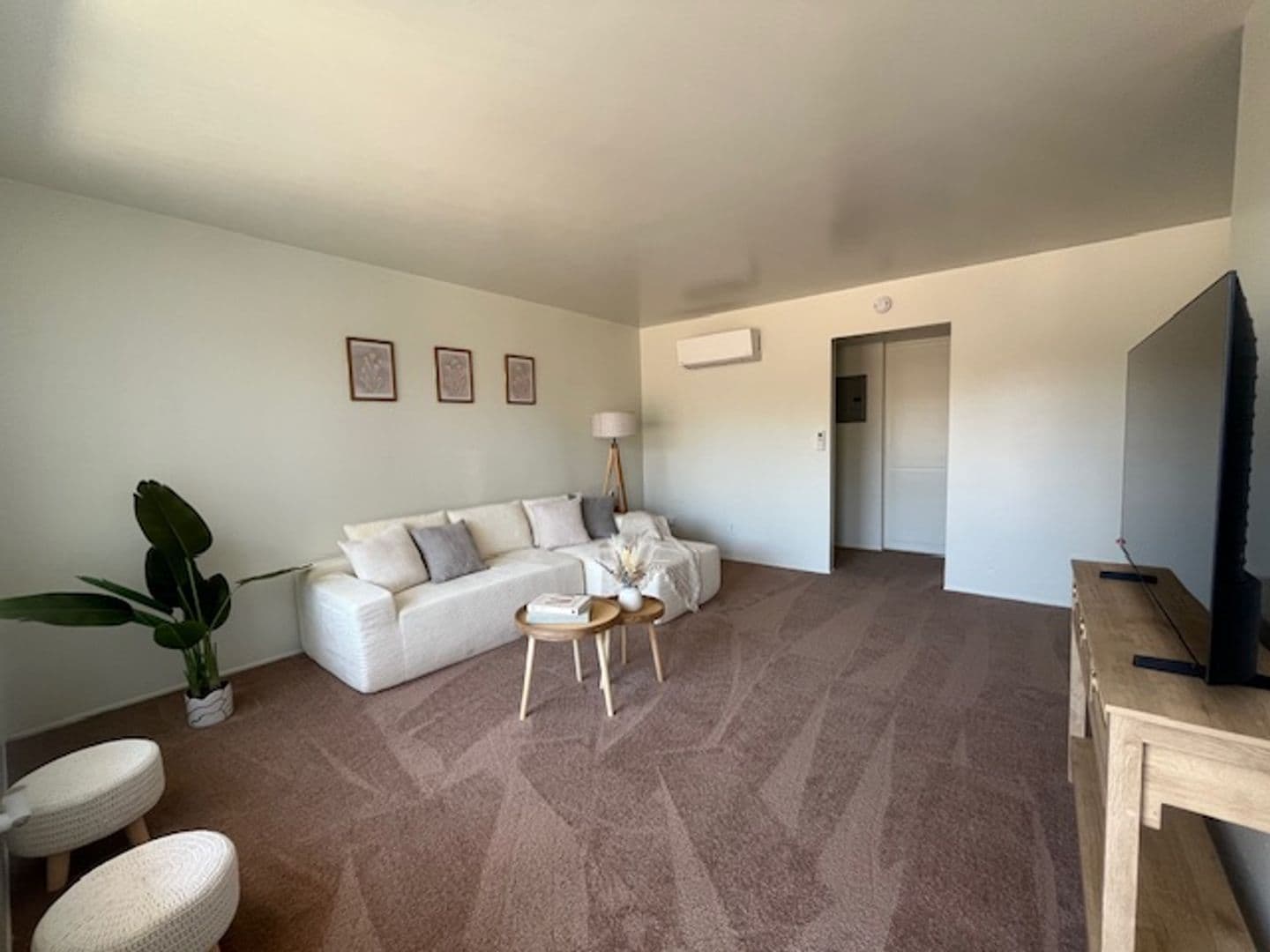 La Mesa Apartment: 7482 Mohawk Street