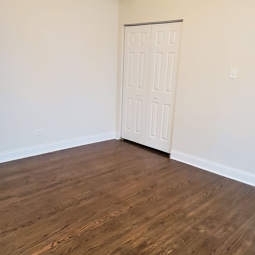 Chicago Apartment: 5027 W. Washington