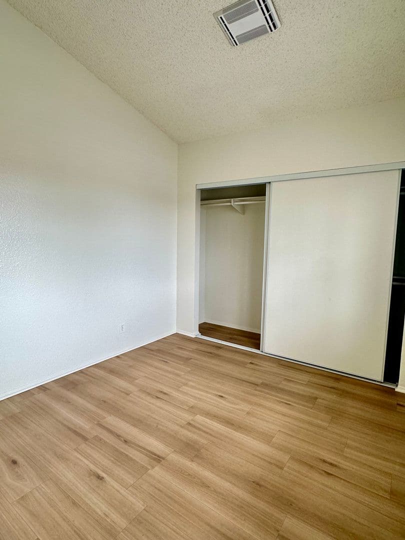 San Diego Apartment: 3175 Cauby St.