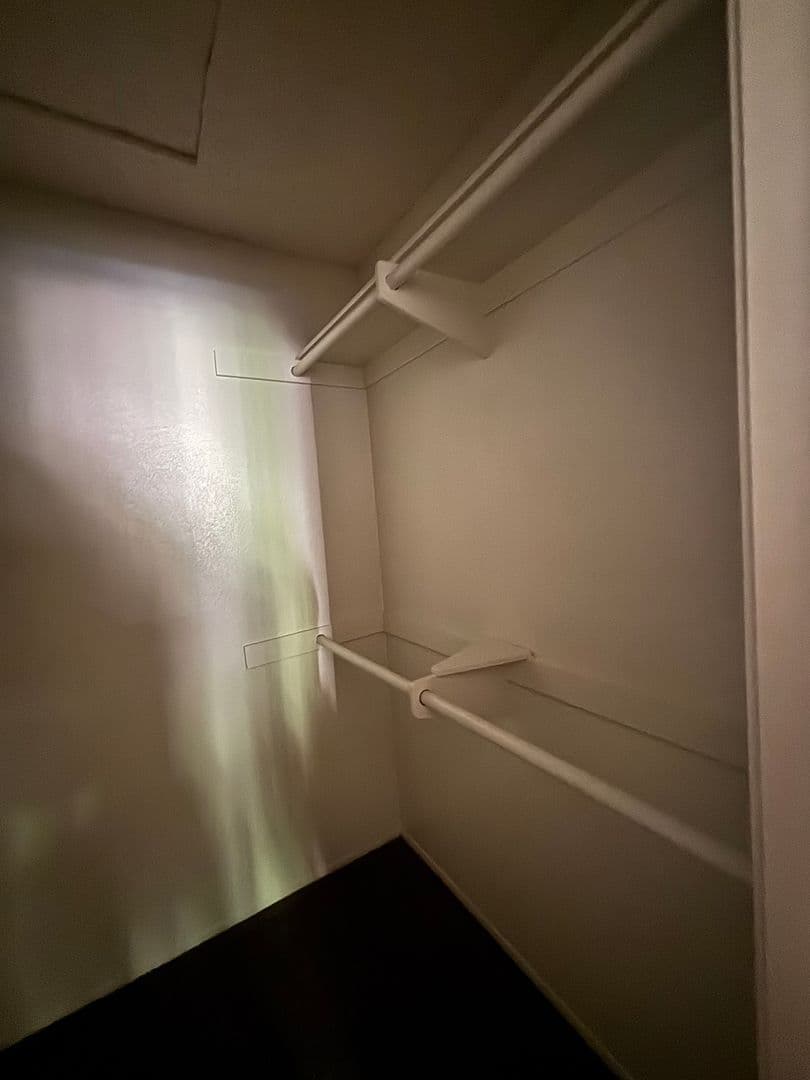 Fallbrook Apartment: 744 W Fallbrook St