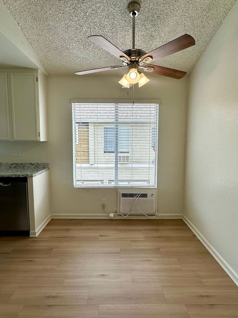 San Diego Apartment: 3175 Cauby St.