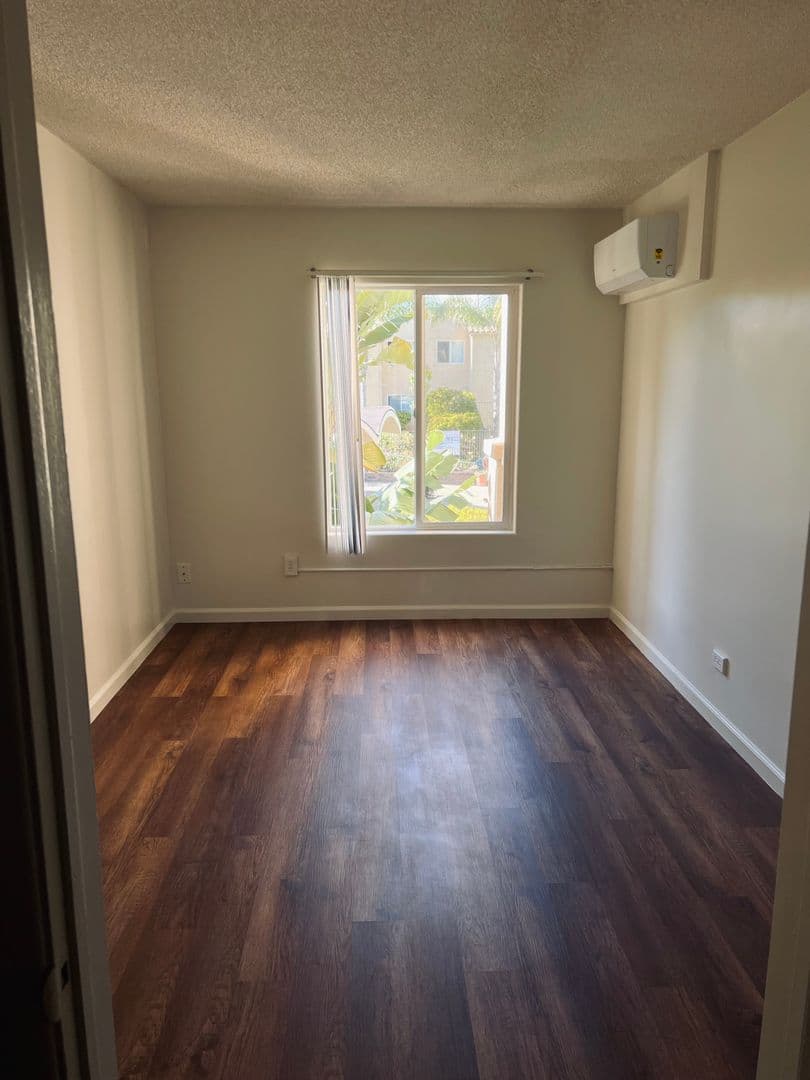 San Diego Apartment: 3175 Cauby St