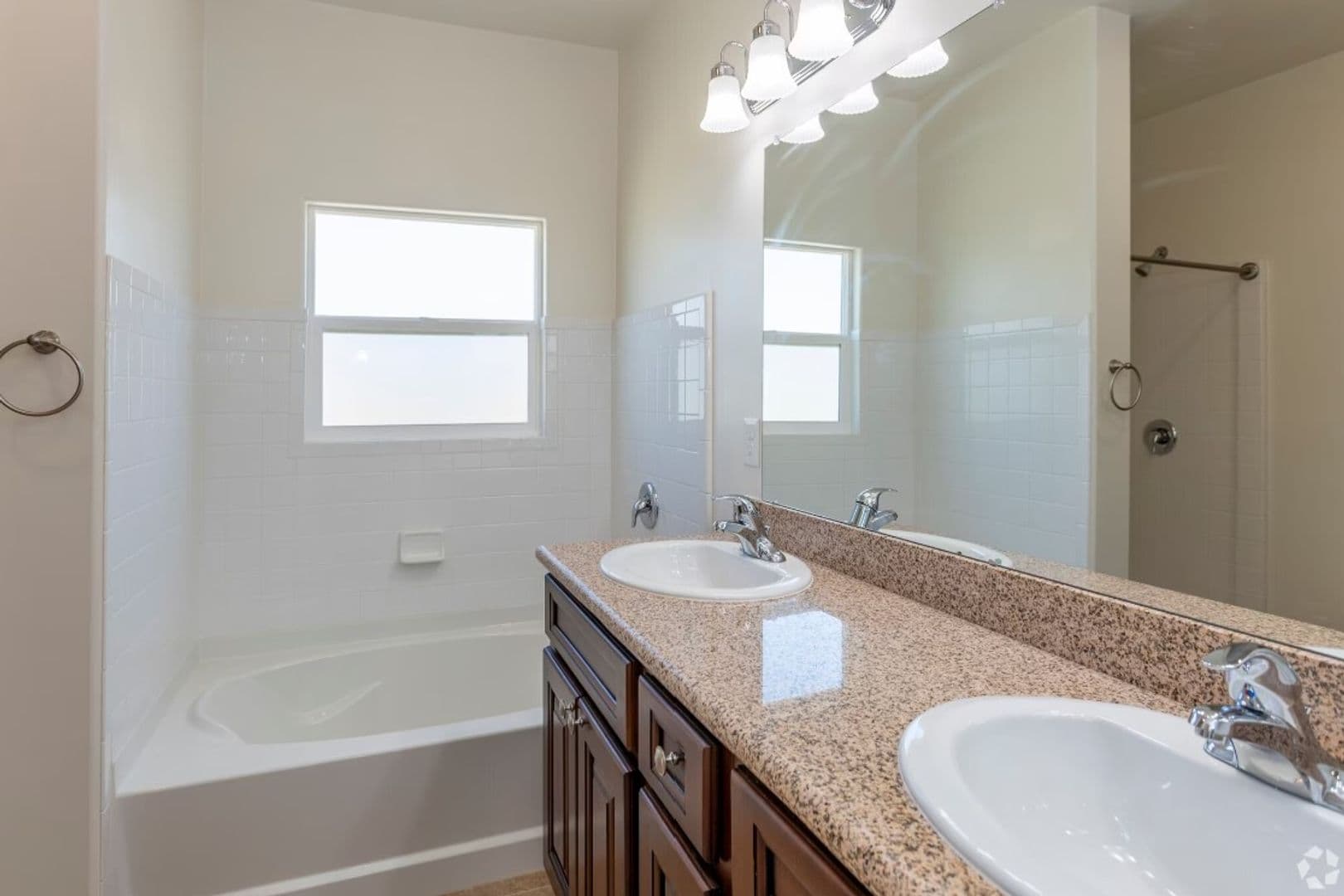 La Mesa Apartment: 4880 Maple Avenue