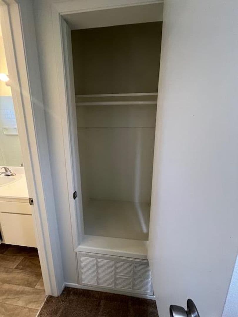 La Mesa Apartment: 7482 Mohawk Street