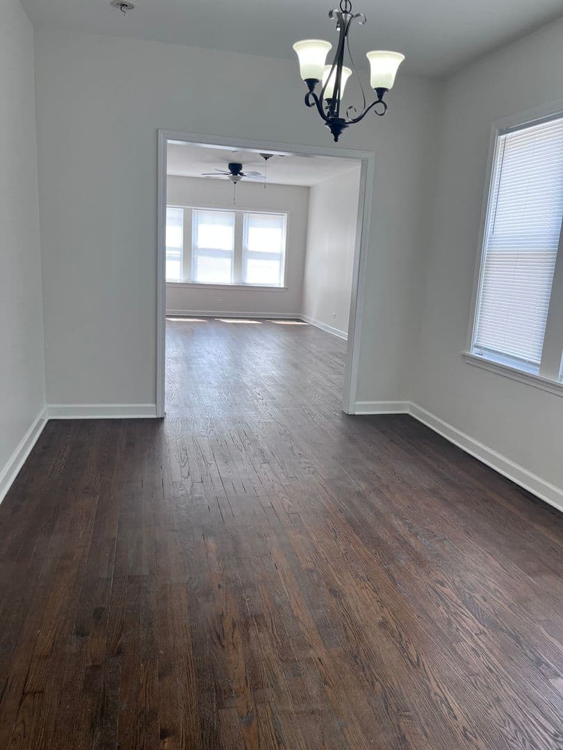 Chicago Apartment: 5026-32 W. Madison St