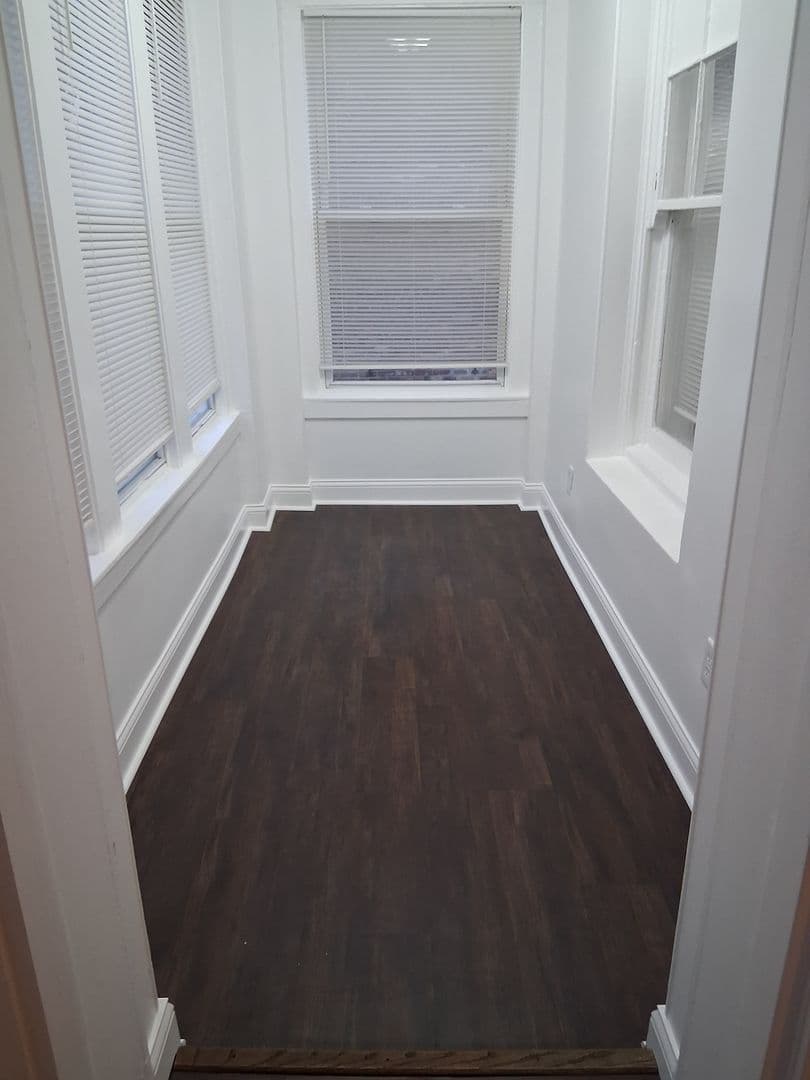 Chicago Apartment: 1007 N. Lavergne Ave