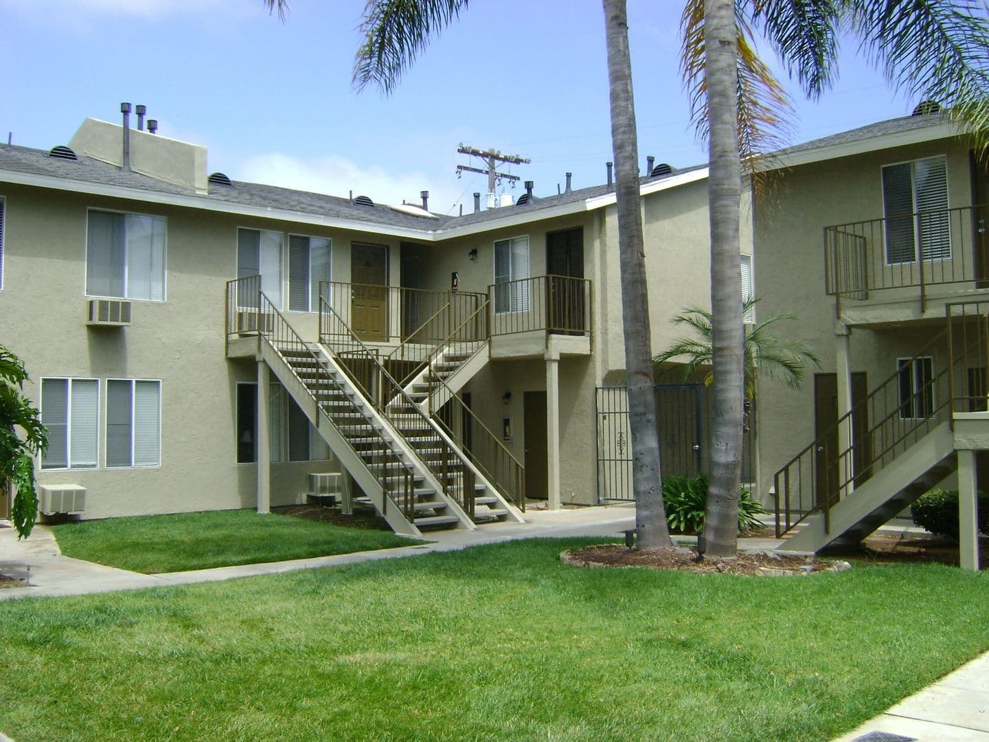 San Diego Apartment: 3175 Cauby St.