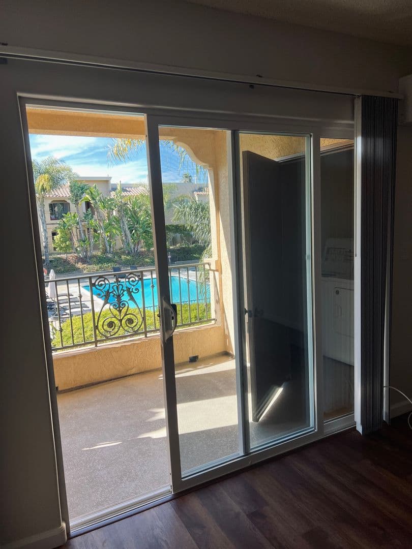 San Diego Apartment: 3175 Cauby St