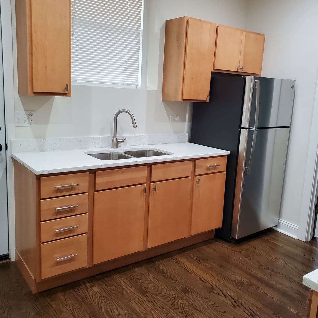 Chicago Apartment: 5027 W. Washington