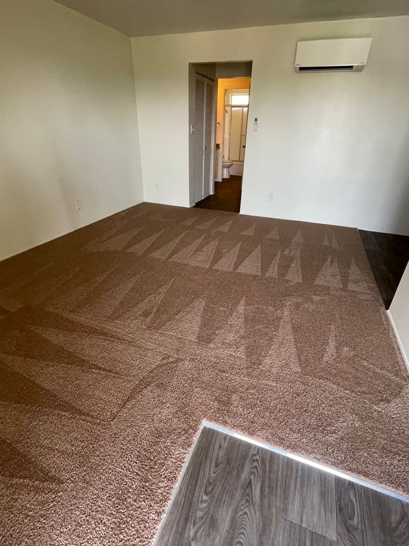 La Mesa Apartment: 7482 Mohawk Street