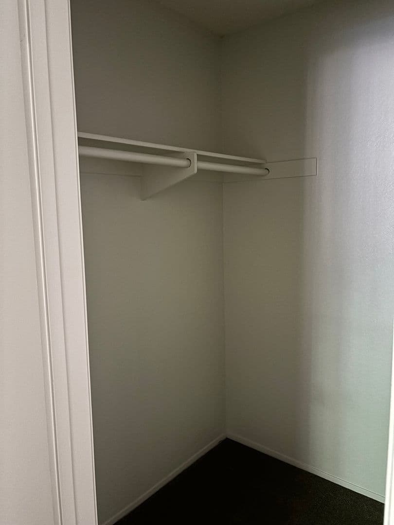 Fallbrook Apartment: 744 W Fallbrook St