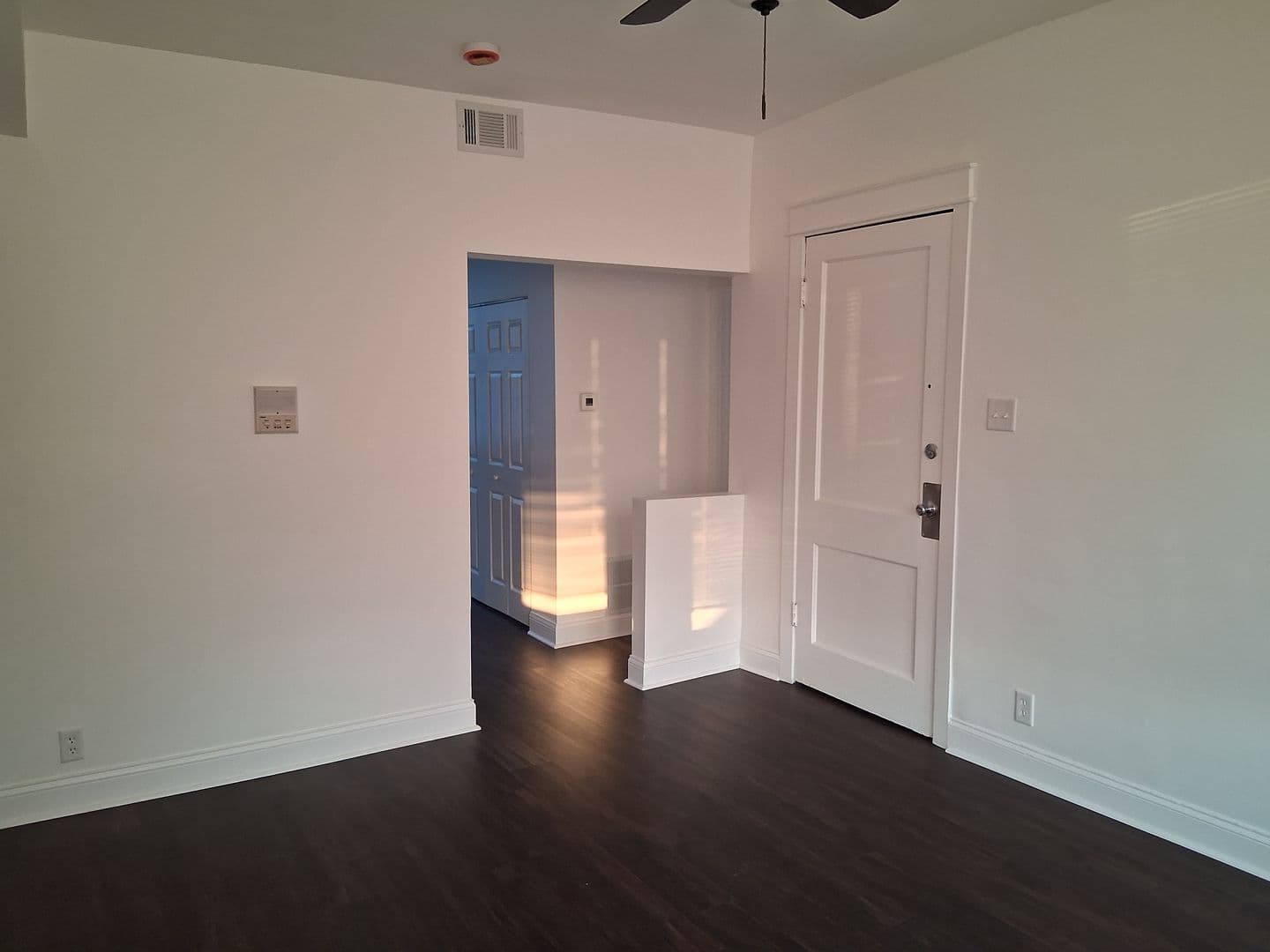 Chicago Apartment: 1007 N. Lavergne Ave