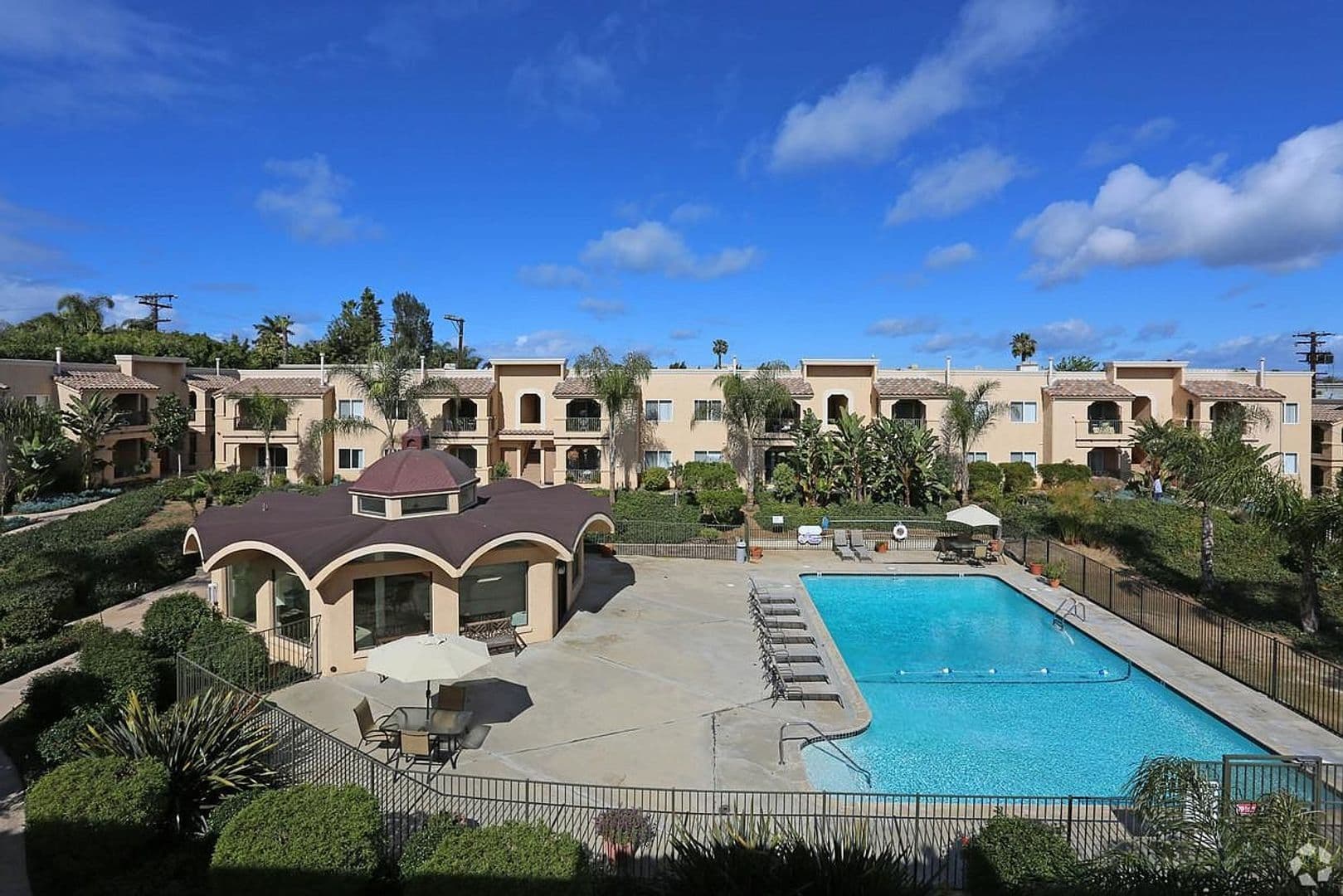 San Diego Apartment: 3175 Cauby St