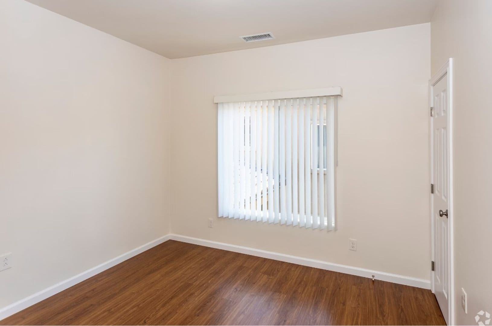La Mesa Apartment: 4880 Maple Avenue