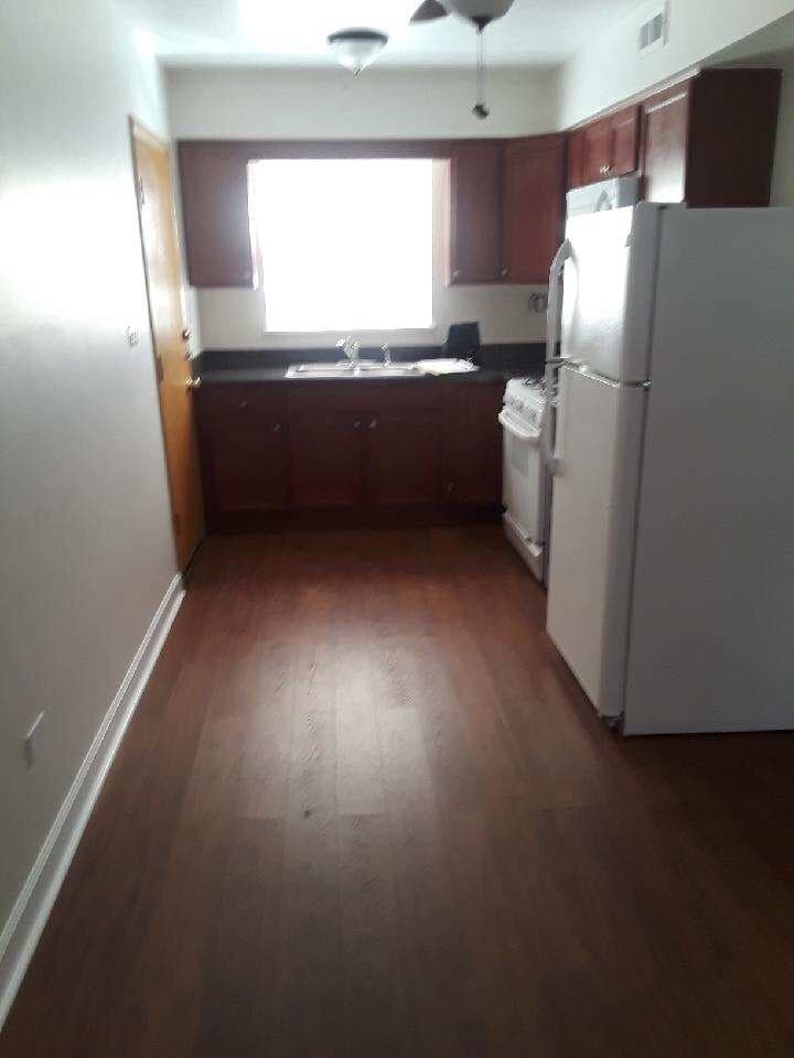 Park Ridge Apartment: 1710-16 Touhy Ave