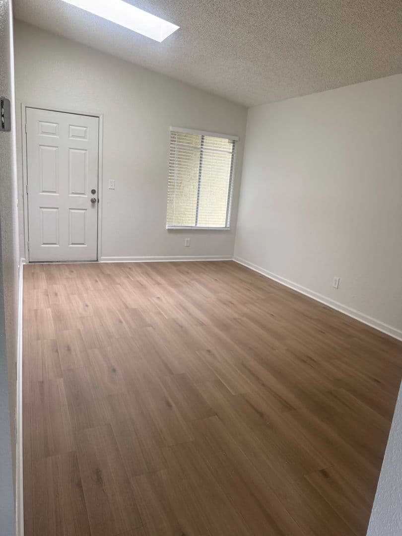 San Diego Apartment: 3175 Cauby St.