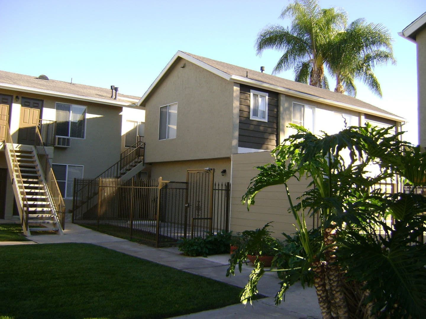 San Diego Apartment: 3175 Cauby St.