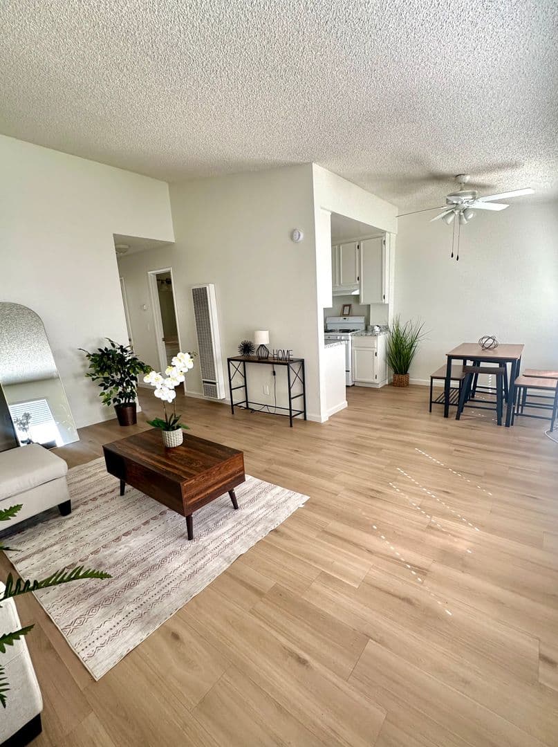 San Diego Apartment: 3175 Cauby St.