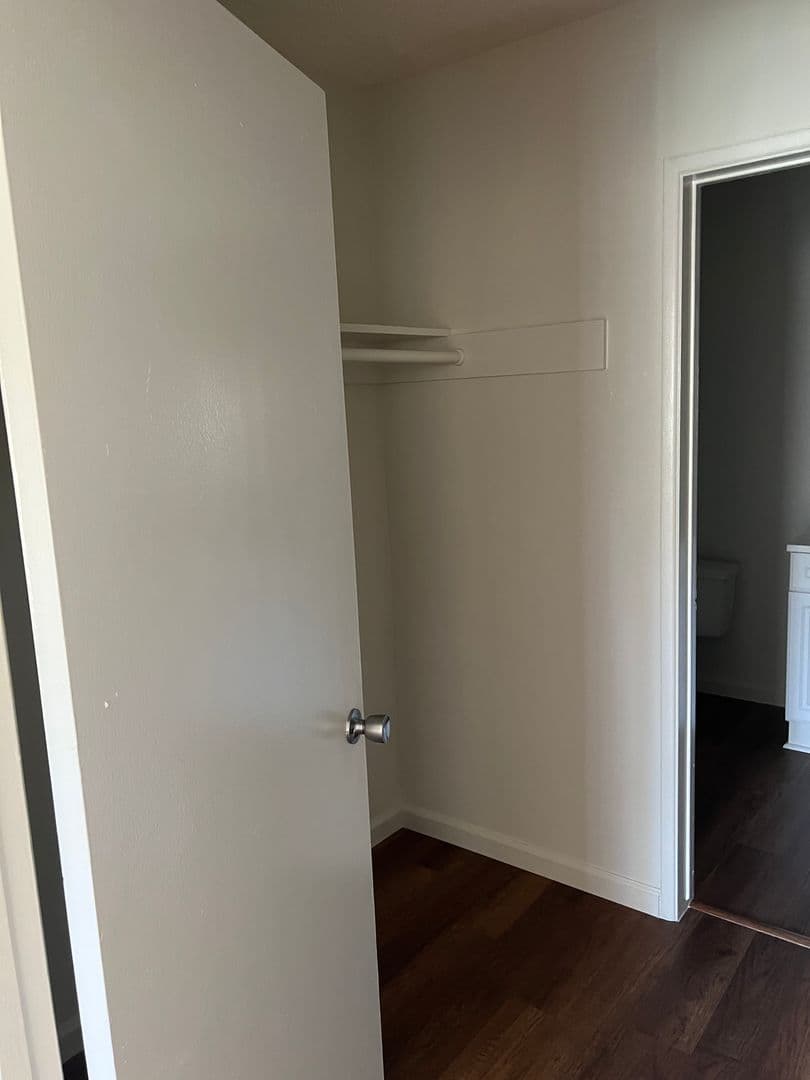 San Diego Apartment: 3175 Cauby St