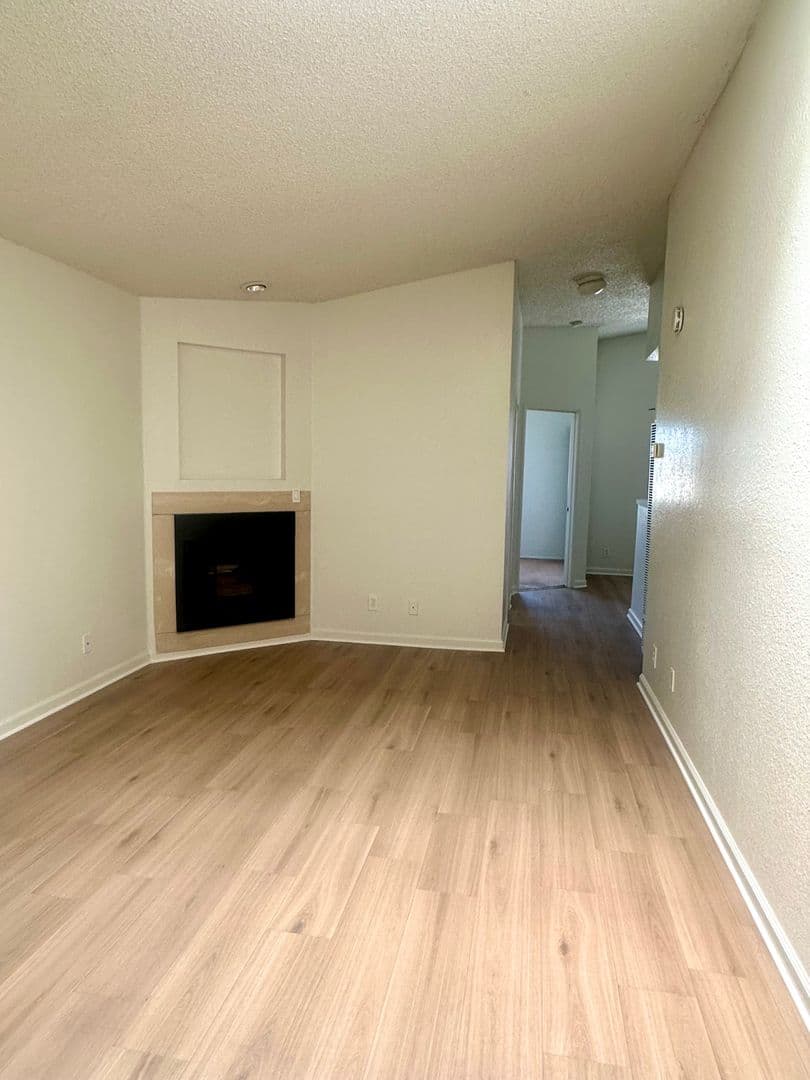San Diego Apartment: 3175 Cauby St.