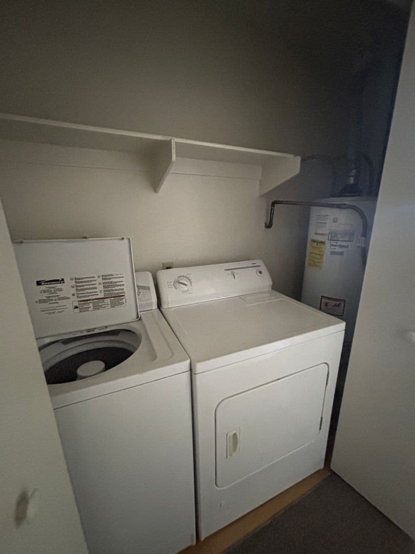 Fallbrook Apartment: 744 W Fallbrook St