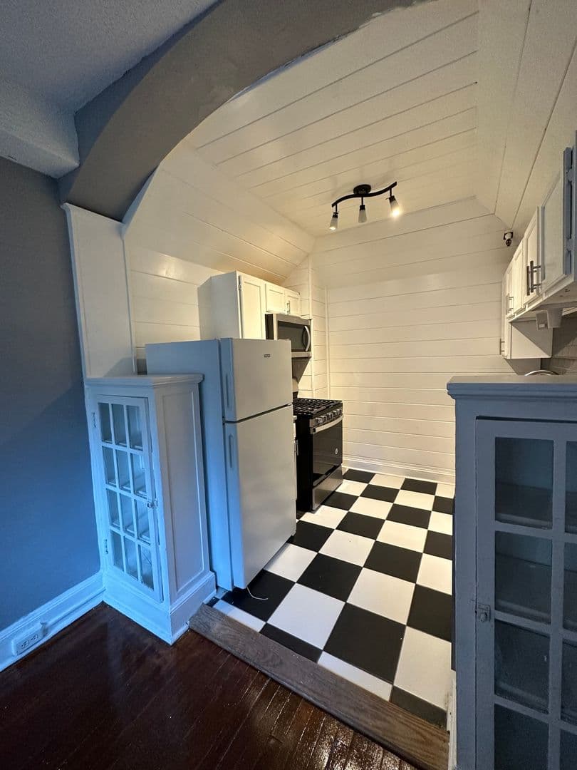 Memphis Apartment: 175 Stonewall Street