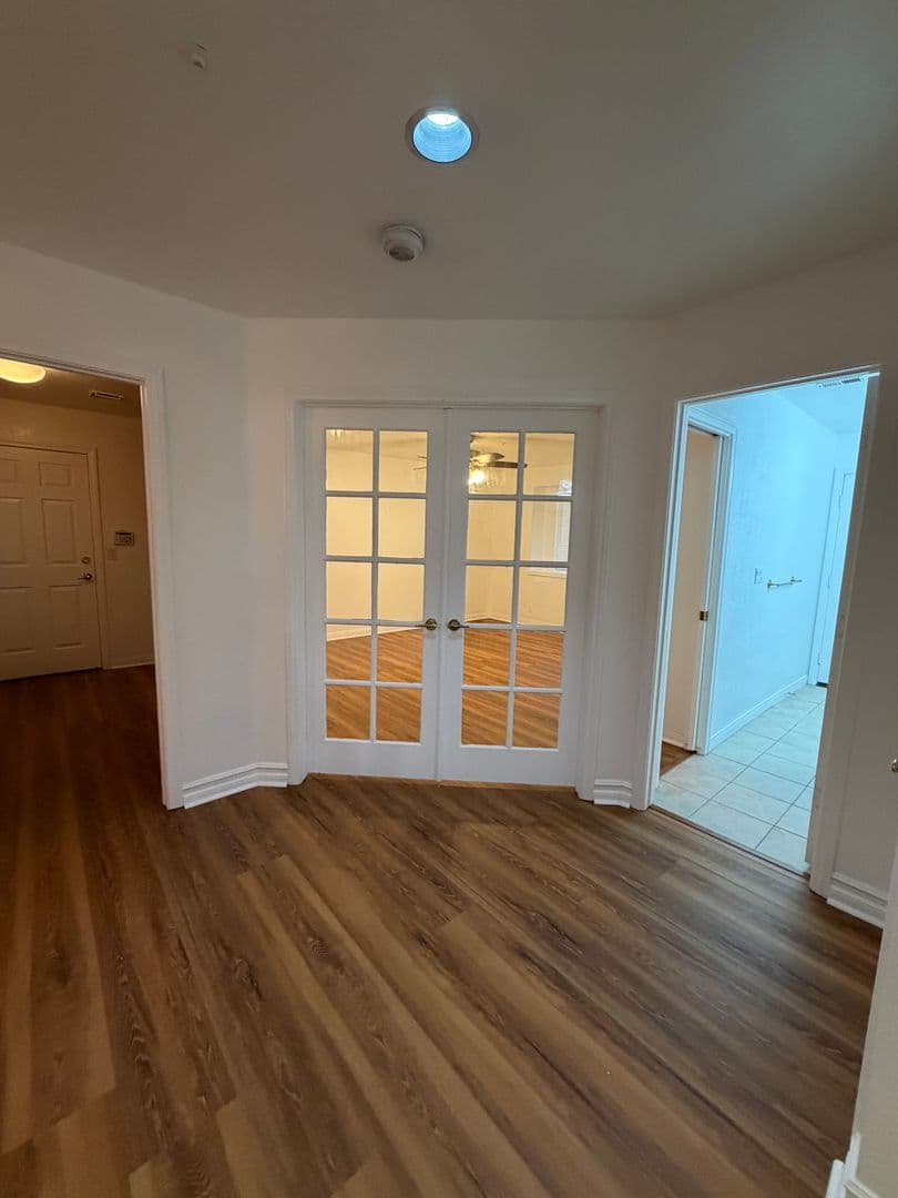 Victorville House: 18141 Country Glen Lane