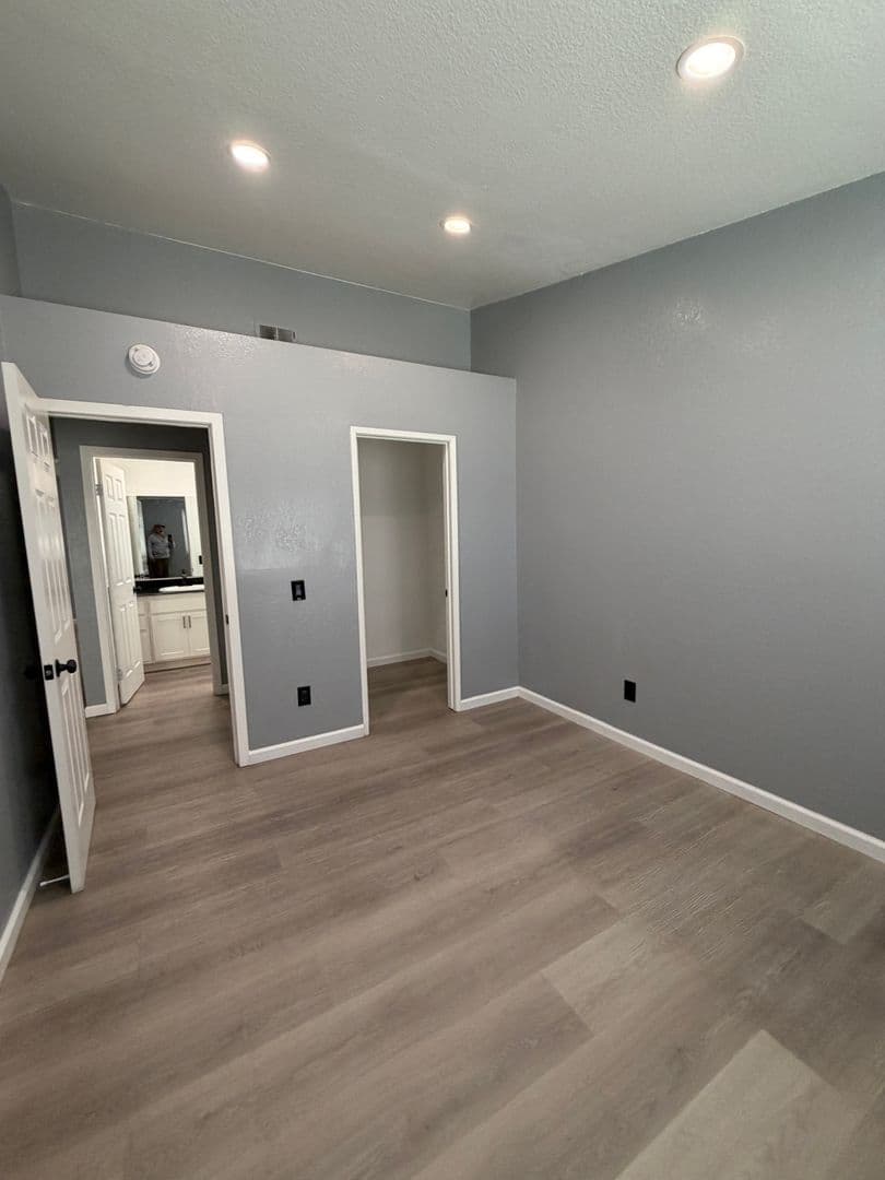 San Bernardino House: 1595 Sycamore Ln