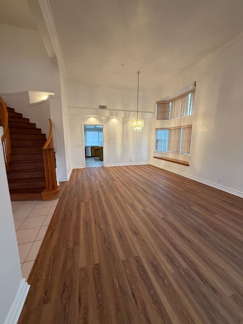 Victorville House: 18141 Country Glen Lane