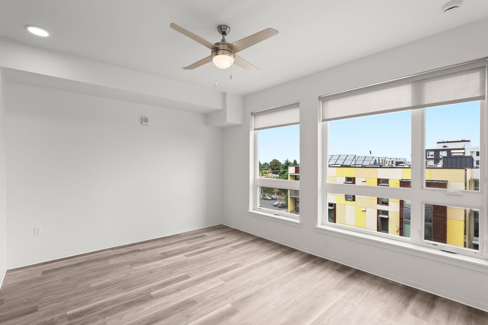 Portland Apartment: 5460 N Interstate Ave